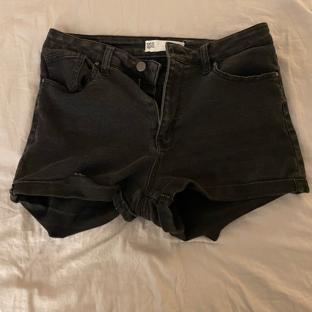 RSQ black jean shorts!!!